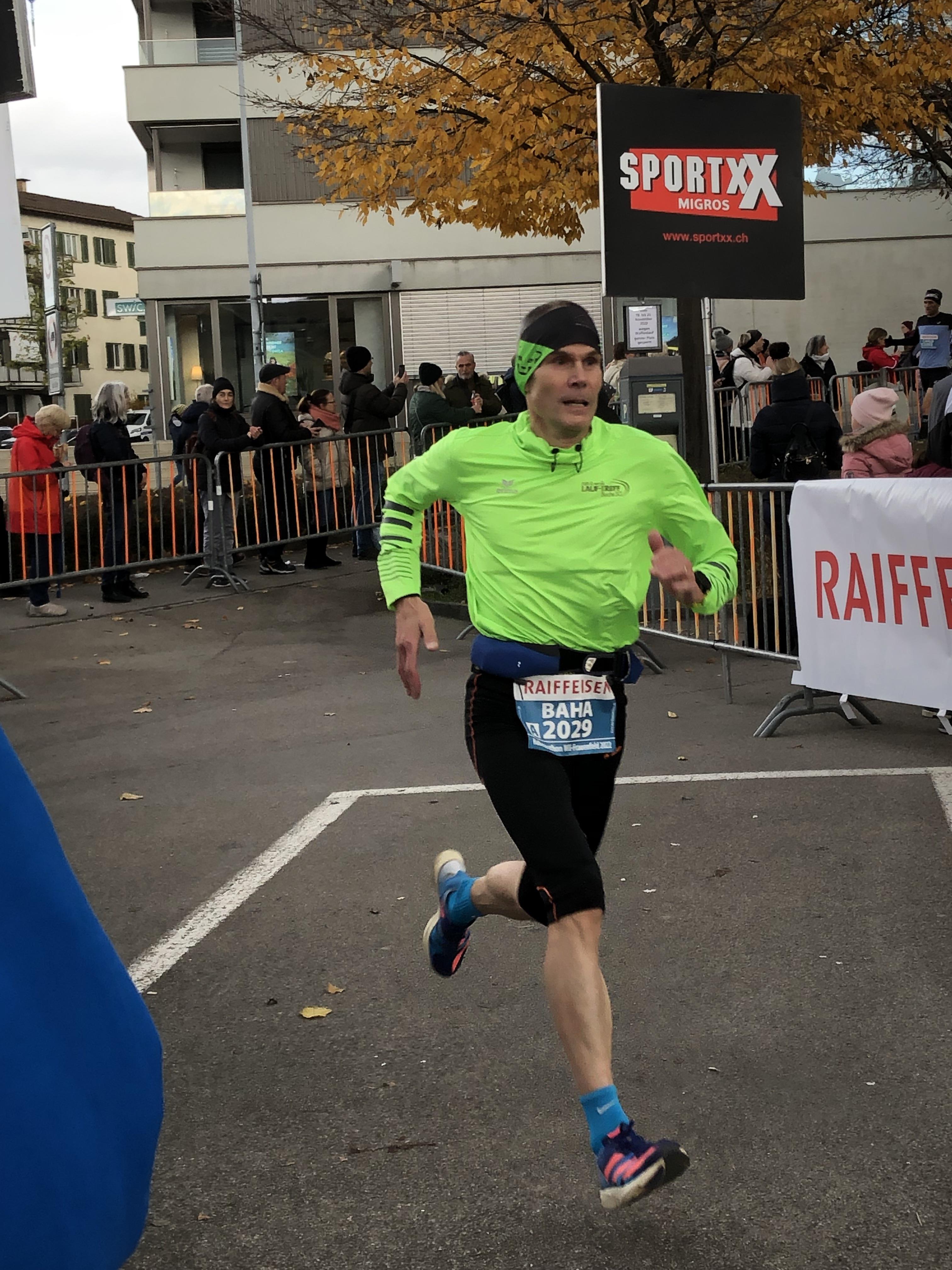 Baha mit Vollgas auf den letzten Metern